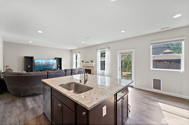 722 Williams Street NW, Orting, WA 98360