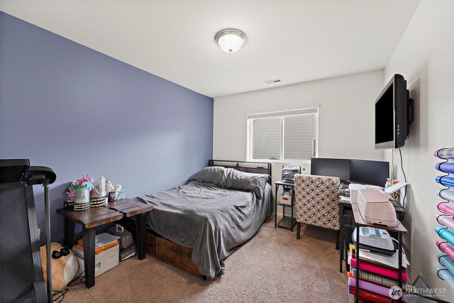 722 Williams Street NW, Orting, WA 98360