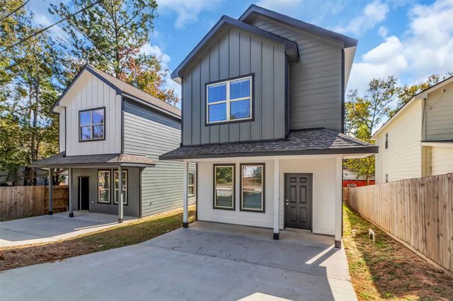 11966 Canal Street, Willis, TX 77318