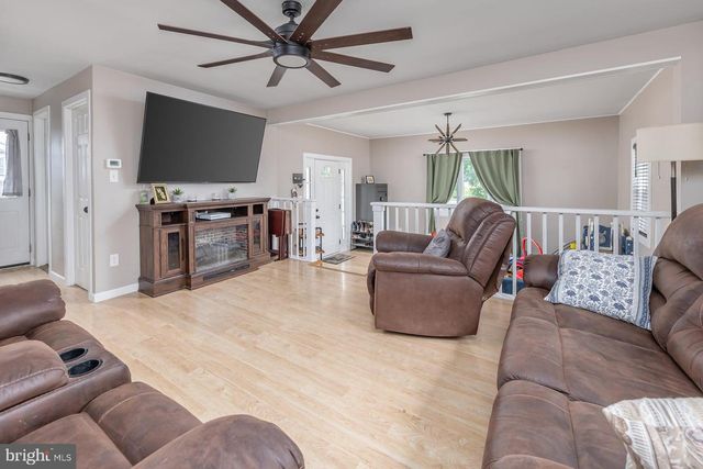 2841 PALERMO AVE, Vineland, NJ 08361