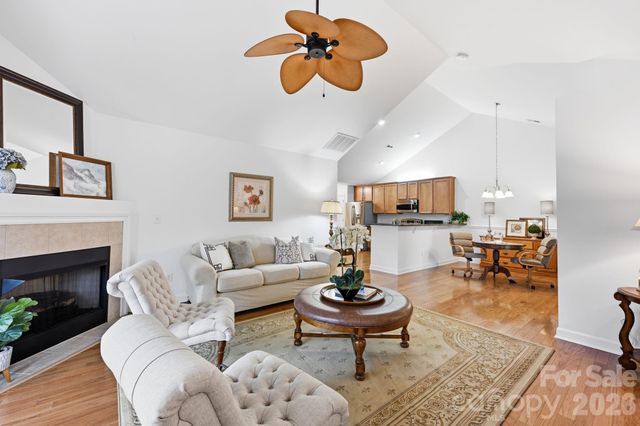 4737 Polo Gate Boulevard, Charlotte, NC 28216