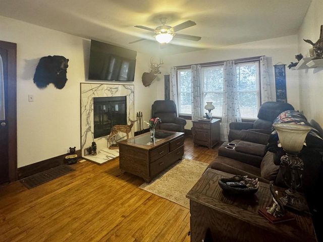 13890 STATE HWY 32, Mountain, WI 54149