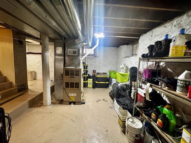 13890 STATE HWY 32, Mountain, WI 54149