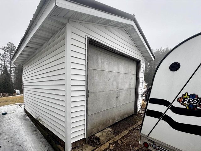 13890 STATE HWY 32, Mountain, WI 54149