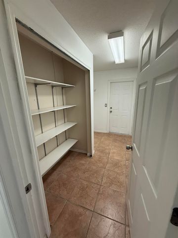 5329 Ogilvie Ln, St Augustine, FL 32086