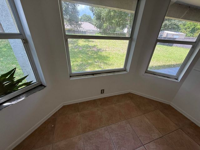 5329 Ogilvie Ln, St Augustine, FL 32086