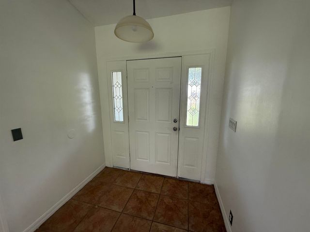 5329 Ogilvie Ln, St Augustine, FL 32086