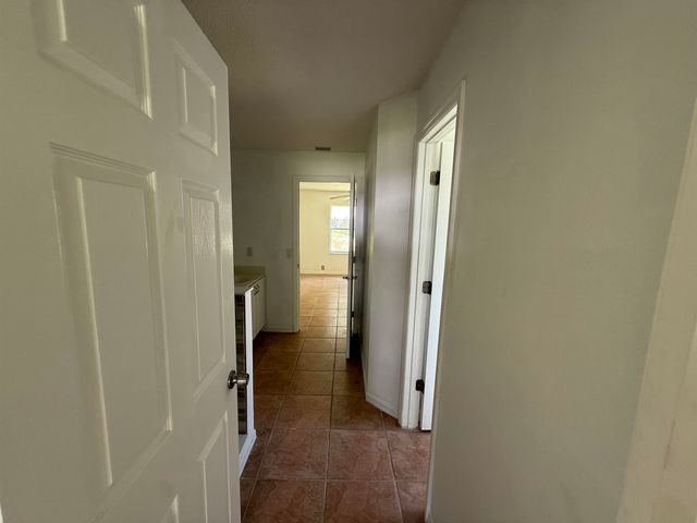 5329 Ogilvie Ln, St Augustine, FL 32086