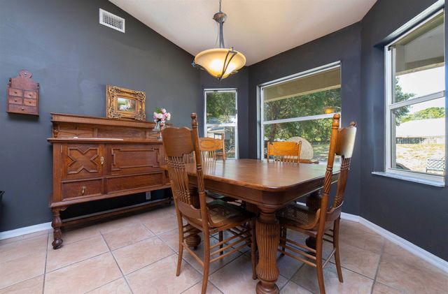 5329 Ogilvie Ln, St Augustine, FL 32086
