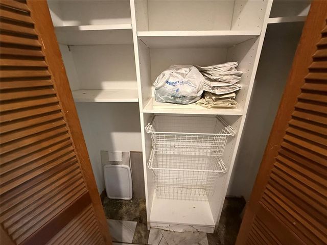 23 Oak Hill Road, Shawnee, OK 74804