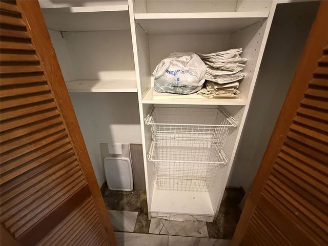 23 Oak Hill Road, Shawnee, OK 74804