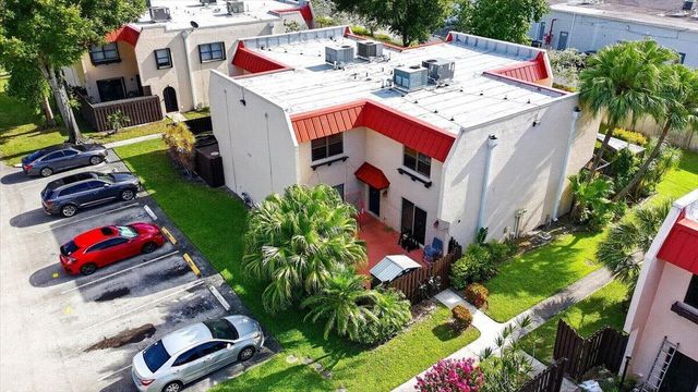 6351 Seven Springs Boulevard B, Greenacres, FL 33463