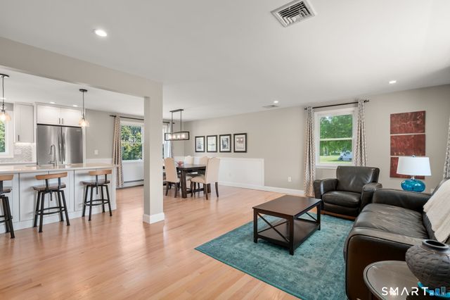 150 Heatherwood Drive, South Windsor, CT 06074