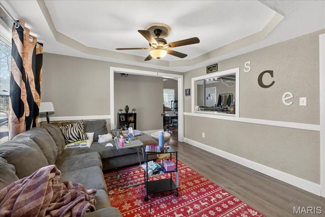 512 Belvedere Drive, Belleville, IL 62223