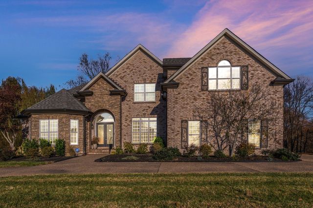 223 Hidden Harbour Dr, Mount Juliet, TN 37122