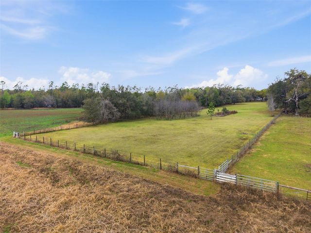 9242 US HIGHWAY 98, Dade City, FL 33525