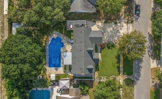 14 Winfield Way, Mary Esther, FL 32569