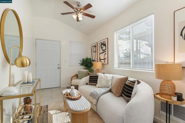 1319 Kelsey Street, Richmond, CA 94801