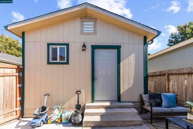 1319 Kelsey Street, Richmond, CA 94801