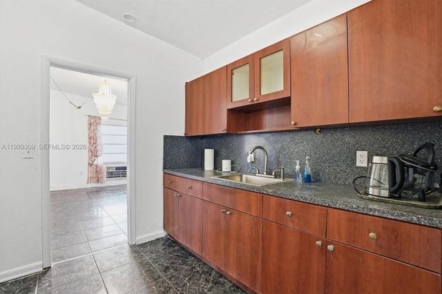 14250 NW 5th Ave, North Miami, FL 33168