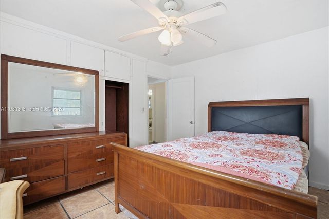 14250 NW 5th Ave, North Miami, FL 33168