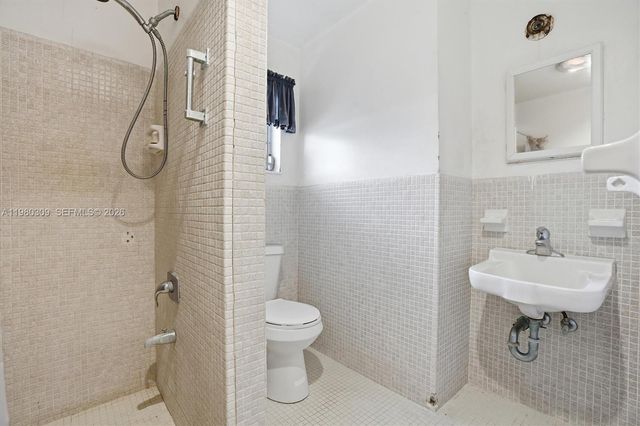 14250 NW 5th Ave, North Miami, FL 33168