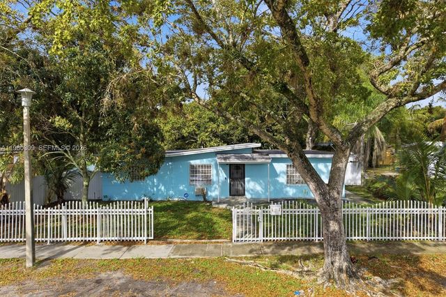 14250 NW 5th Ave, North Miami, FL 33168