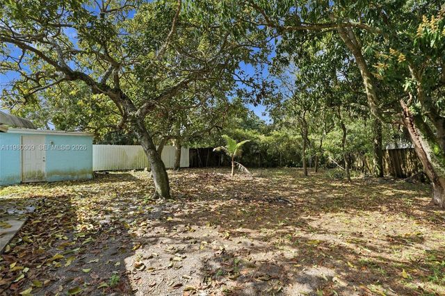 14250 NW 5th Ave, North Miami, FL 33168