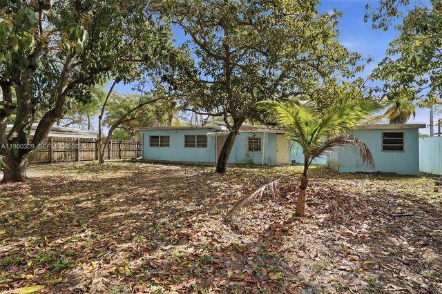 14250 NW 5th Ave, North Miami, FL 33168