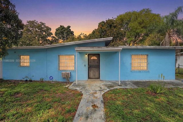 14250 NW 5th Ave, North Miami, FL 33168