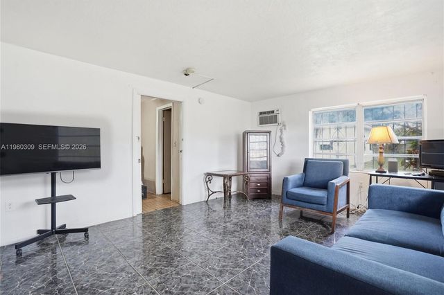 14250 NW 5th Ave, North Miami, FL 33168