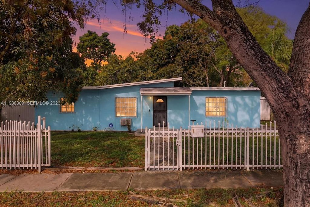 14250 NW 5th Ave, North Miami, FL 33168