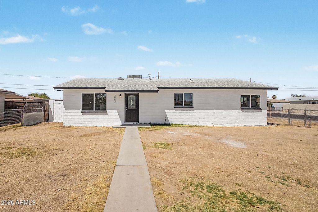 3602 W ALMERIA Road, Phoenix, AZ 85009