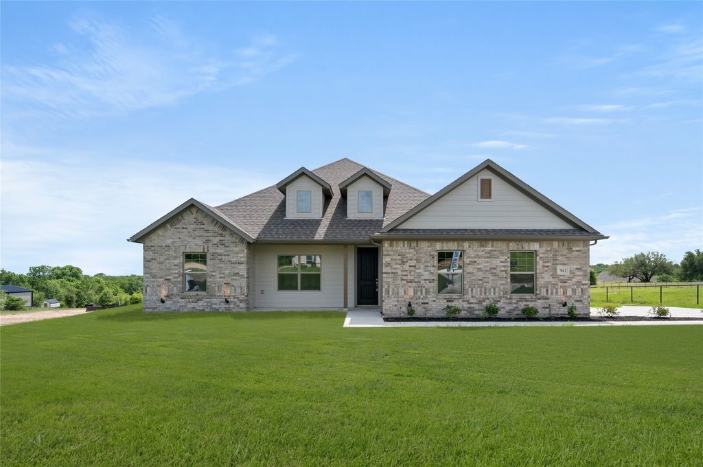 7012 Ranch View Place, Springtown, TX 76082