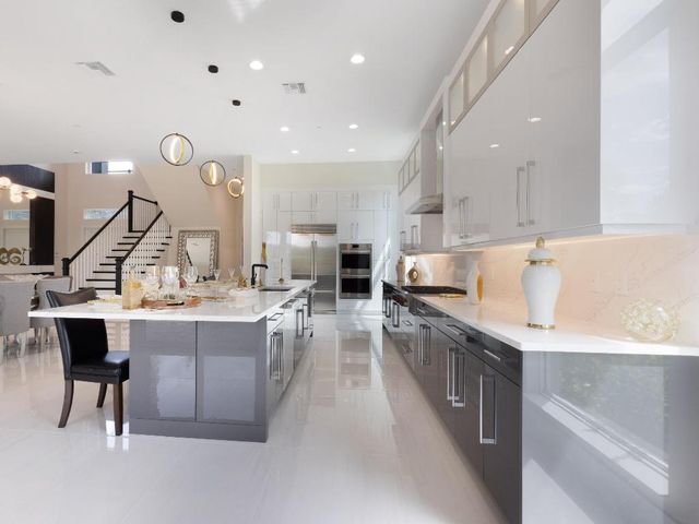 9124 Coral Isles Circle, Palm Beach Gardens, FL 33412