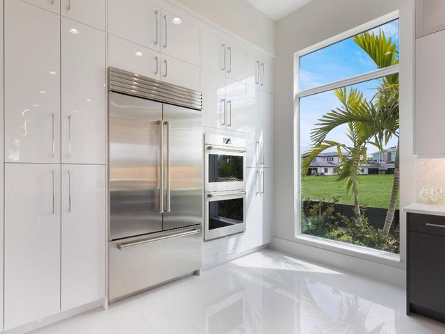 9124 Coral Isles Circle, Palm Beach Gardens, FL 33412