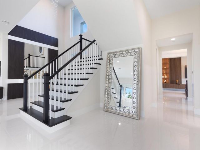 9124 Coral Isles Circle, Palm Beach Gardens, FL 33412