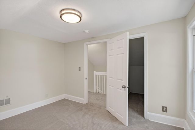 398 Banfil Street, Saint Paul, MN 55102