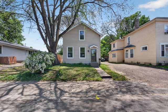 398 Banfil Street, Saint Paul, MN 55102