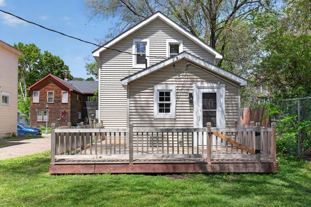 398 Banfil Street, Saint Paul, MN 55102