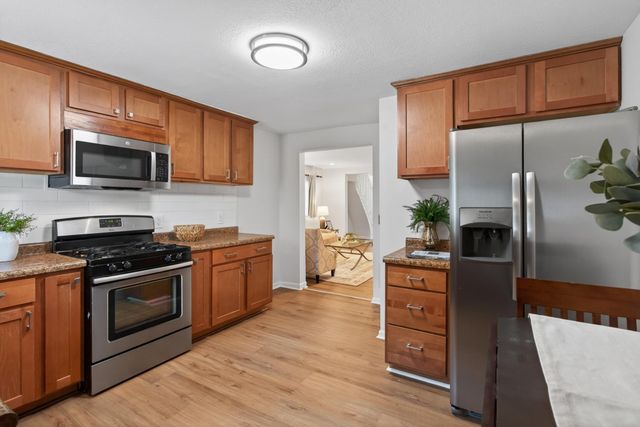 398 Banfil Street, Saint Paul, MN 55102