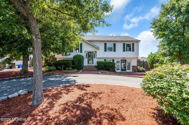 538 Summit Drive, Point Pleasant, NJ 08742