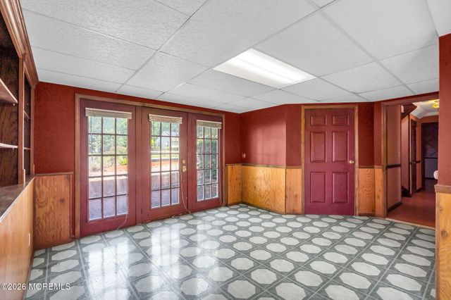 538 Summit Drive, Point Pleasant, NJ 08742
