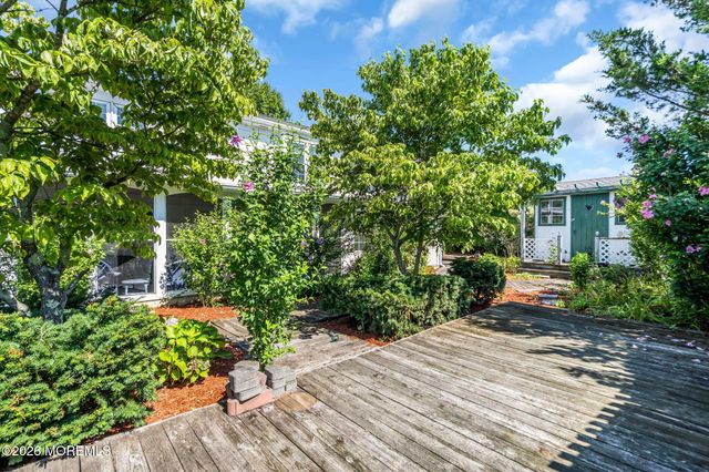 538 Summit Drive, Point Pleasant, NJ 08742