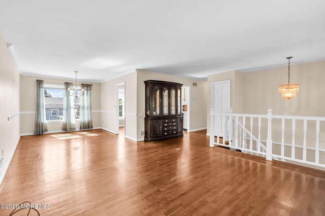 538 Summit Drive, Point Pleasant, NJ 08742