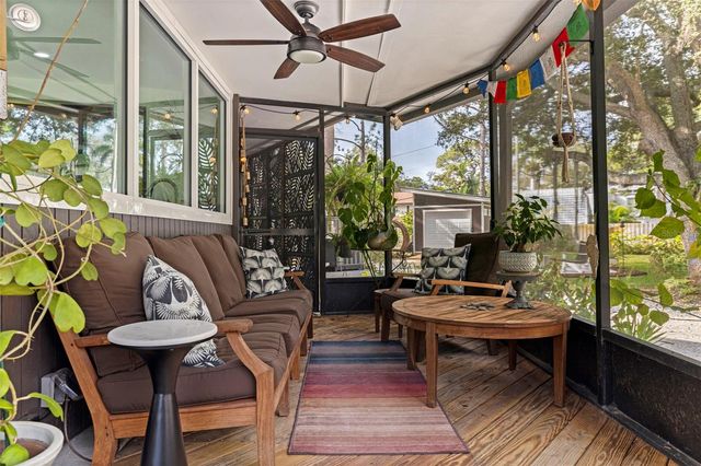 7117 SUNSHINE DRIVE S, St Petersburg, FL 33705