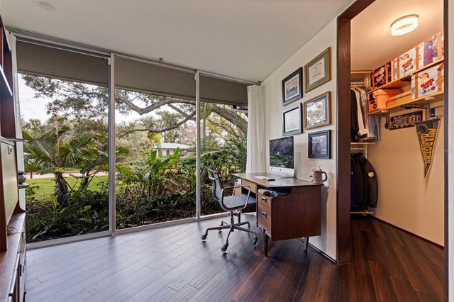 7117 SUNSHINE DRIVE S, St Petersburg, FL 33705