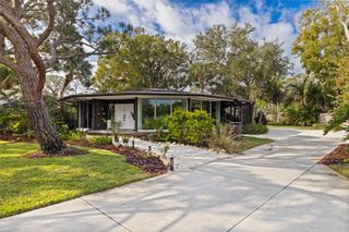 7117 SUNSHINE DRIVE S, St Petersburg, FL 33705