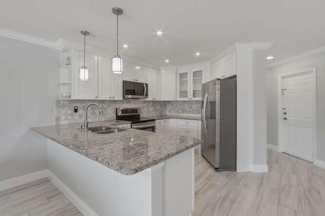 1218 Imperial Lake Road, West Palm Beach, FL 33413