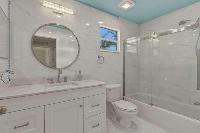 1218 Imperial Lake Road, West Palm Beach, FL 33413